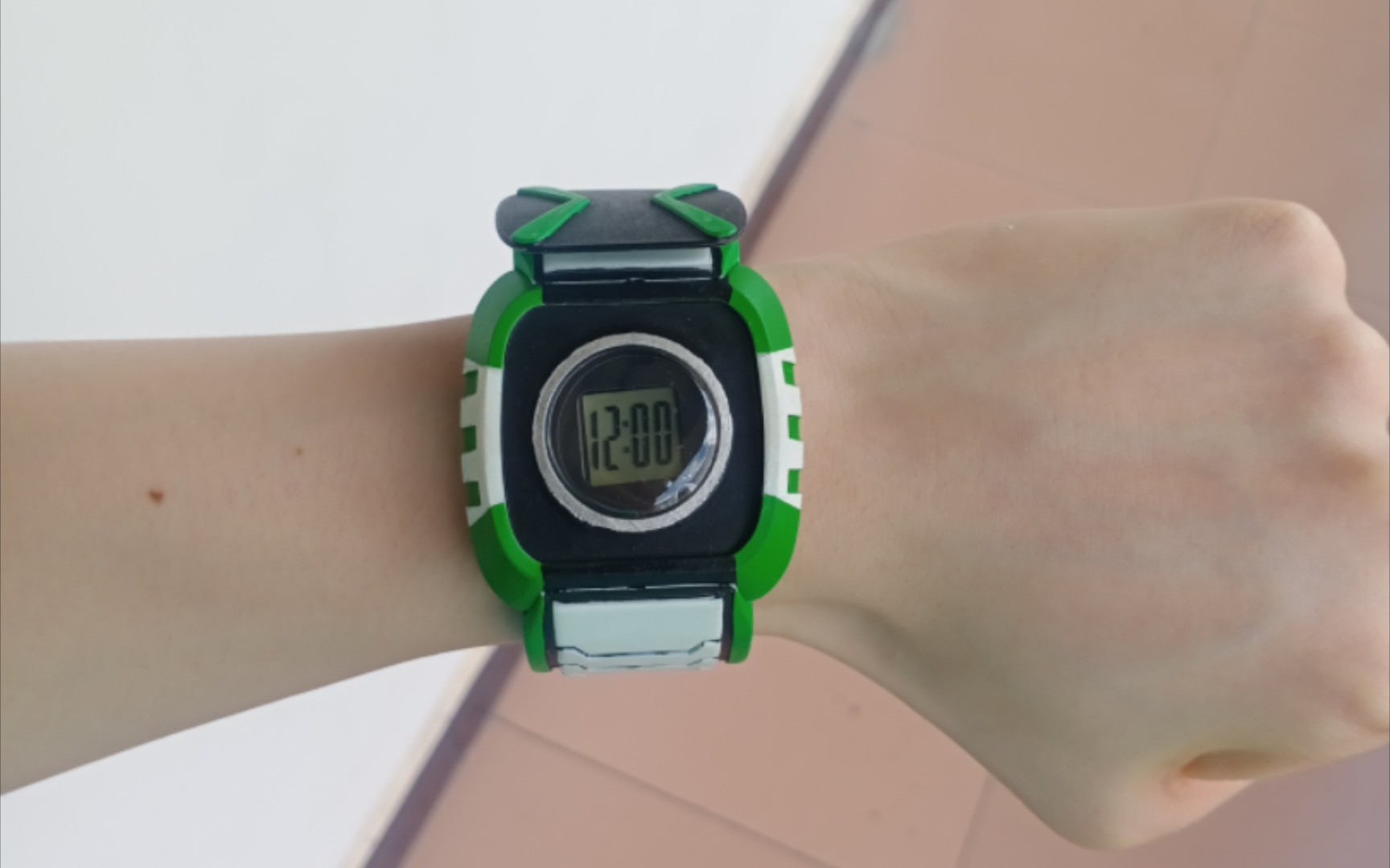 [图]能看时间的omnitrix 3D打印介绍