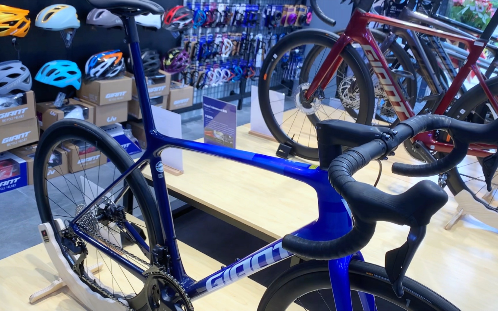 队版整车现已到货 tcr adv sl disc team现已到货