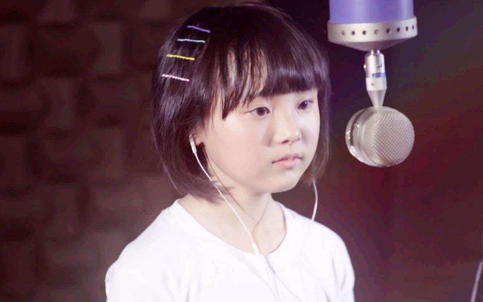 盘点《天下无双》3版演唱,16岁冯提莫显青涩,12岁韩甜甜秒杀