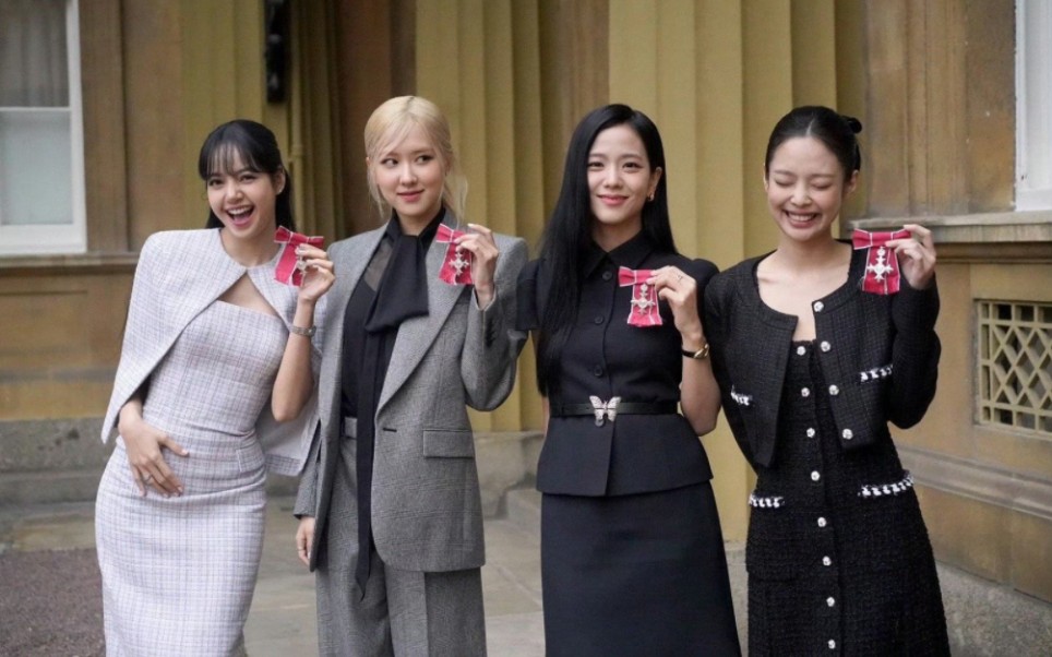 blackpink被授予英国mbe荣誉勋章