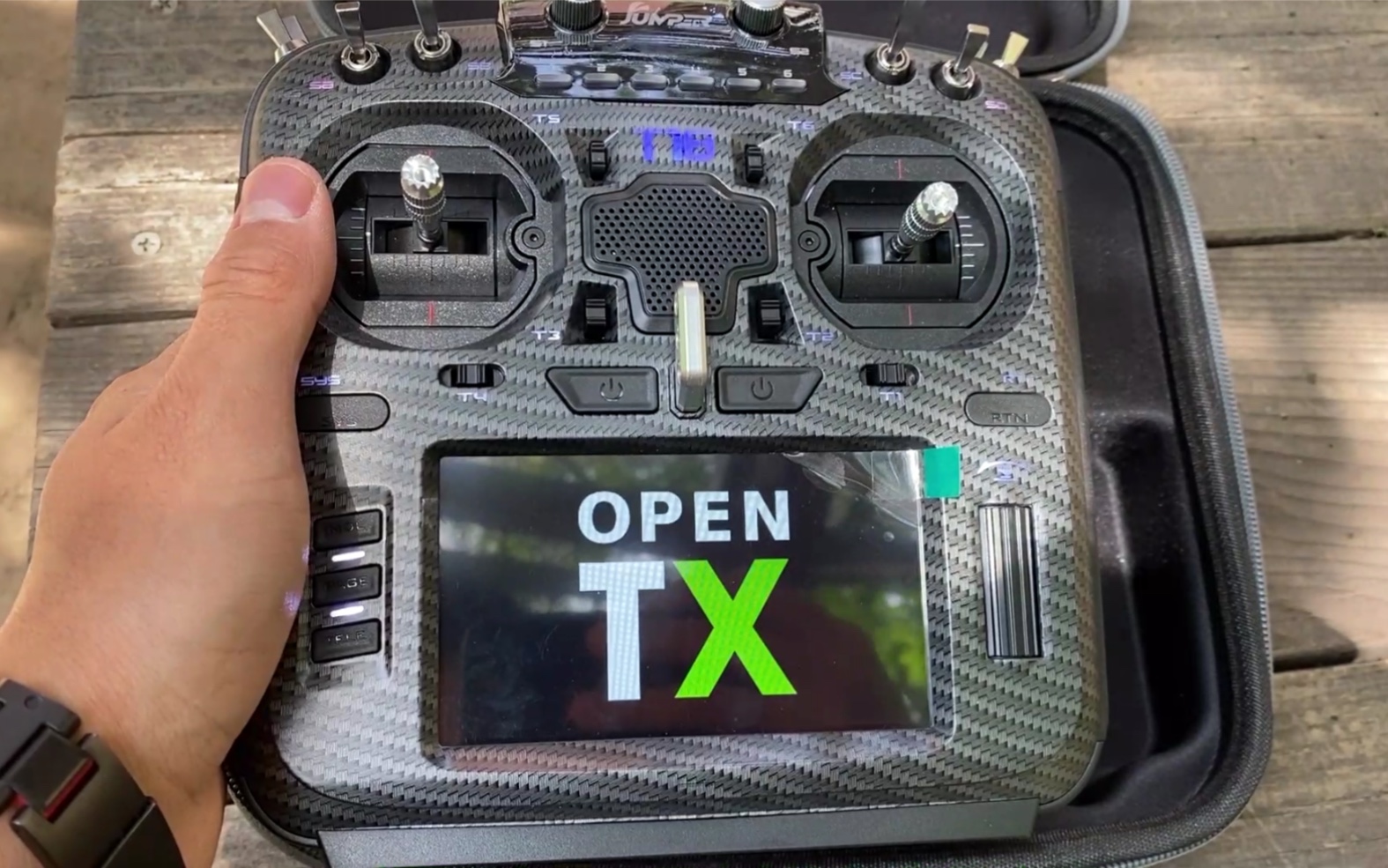 开箱全网首发jumpert18开箱吐槽