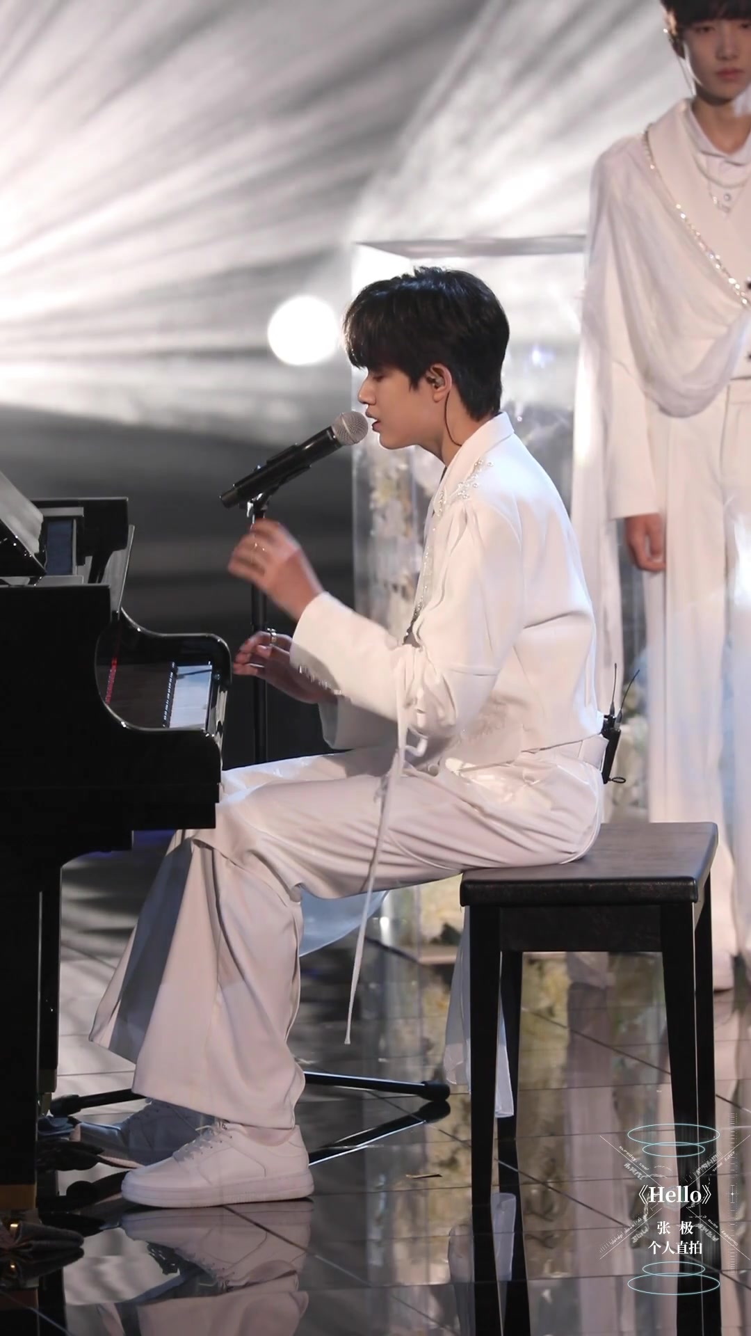 tf家族2022新年音乐会未完成的约定正片直拍