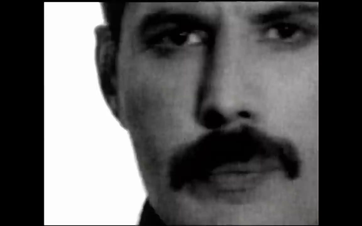 [图]Freddie Mercury - Living On My Own (1993 Remix Remastered)