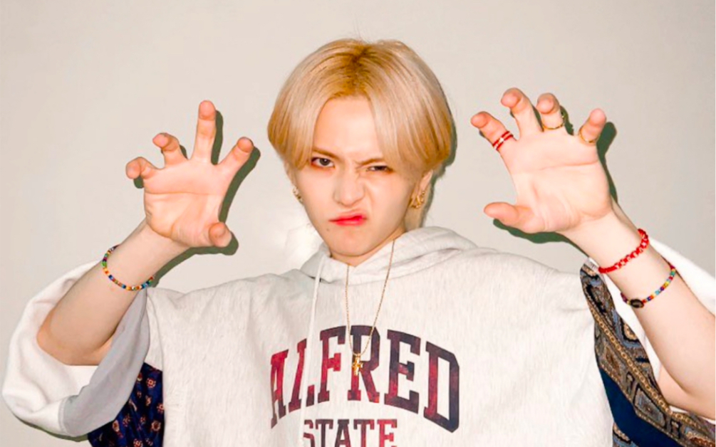 【treasure金本芳典】恭喜你!刷到这个风格多变的亚比猫猫 yoshinori