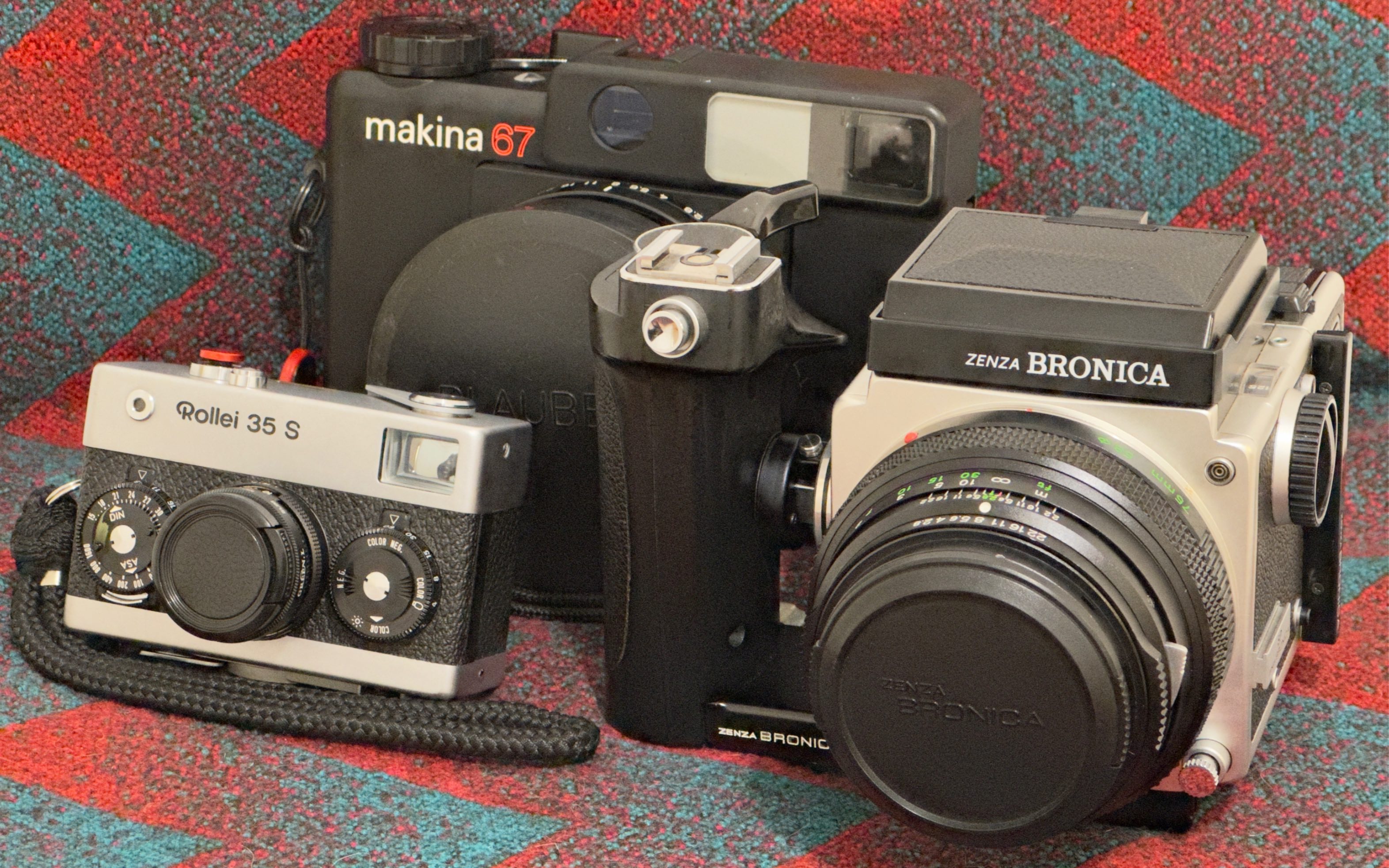 【胶片相机 02】初见·禄来rollei 35 s & 勃朗尼卡bronica etr sp &