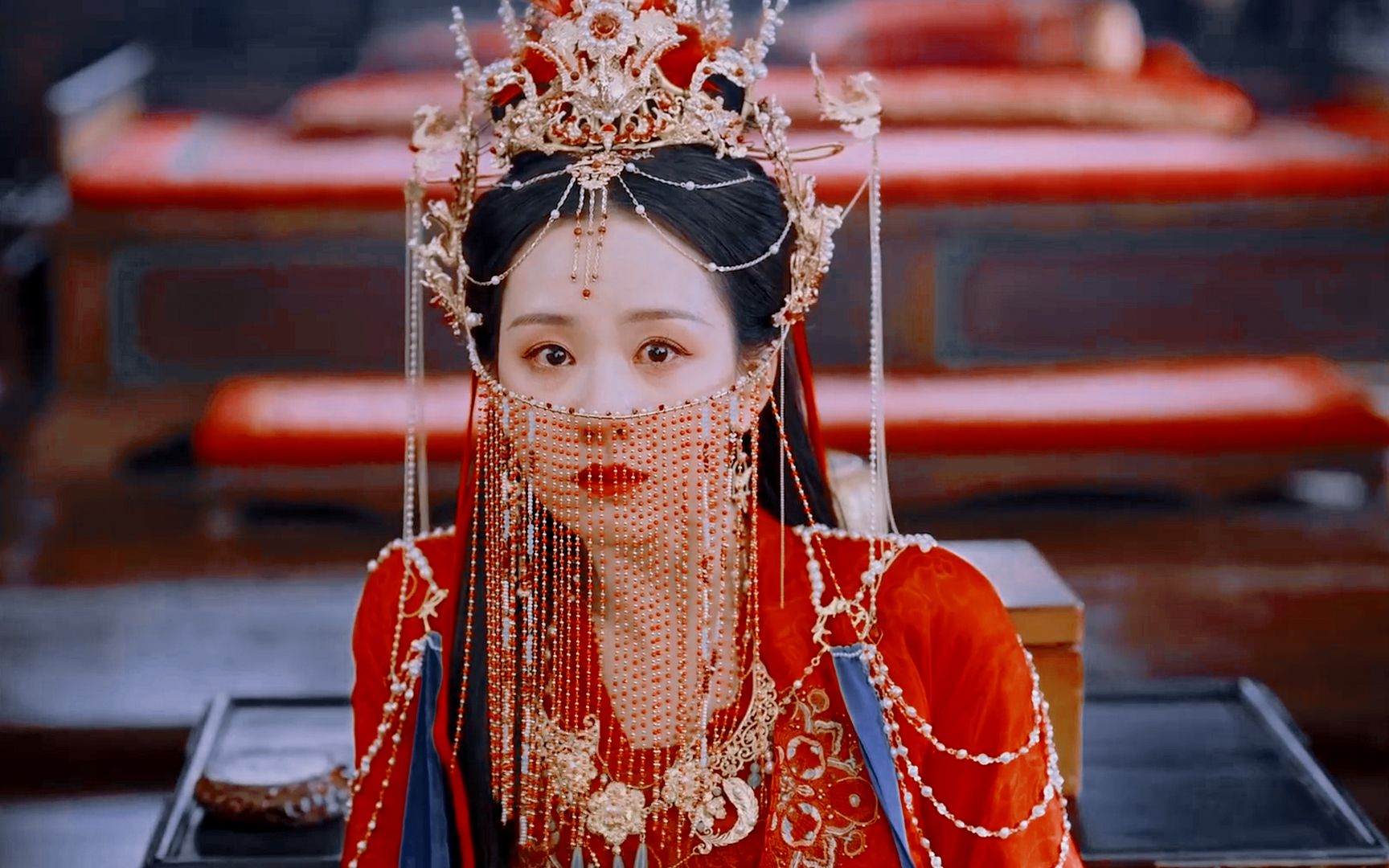 叶冰裳柔弱破碎感好绝,这段红衣造型封神了