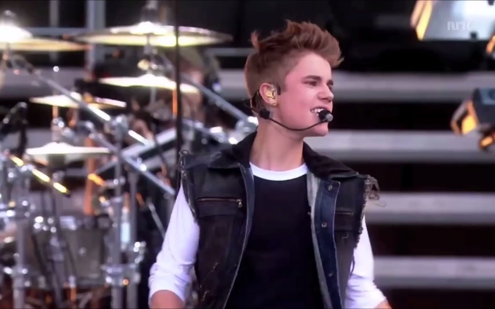 [图]justin bieber《Never Say Never》 Live现场