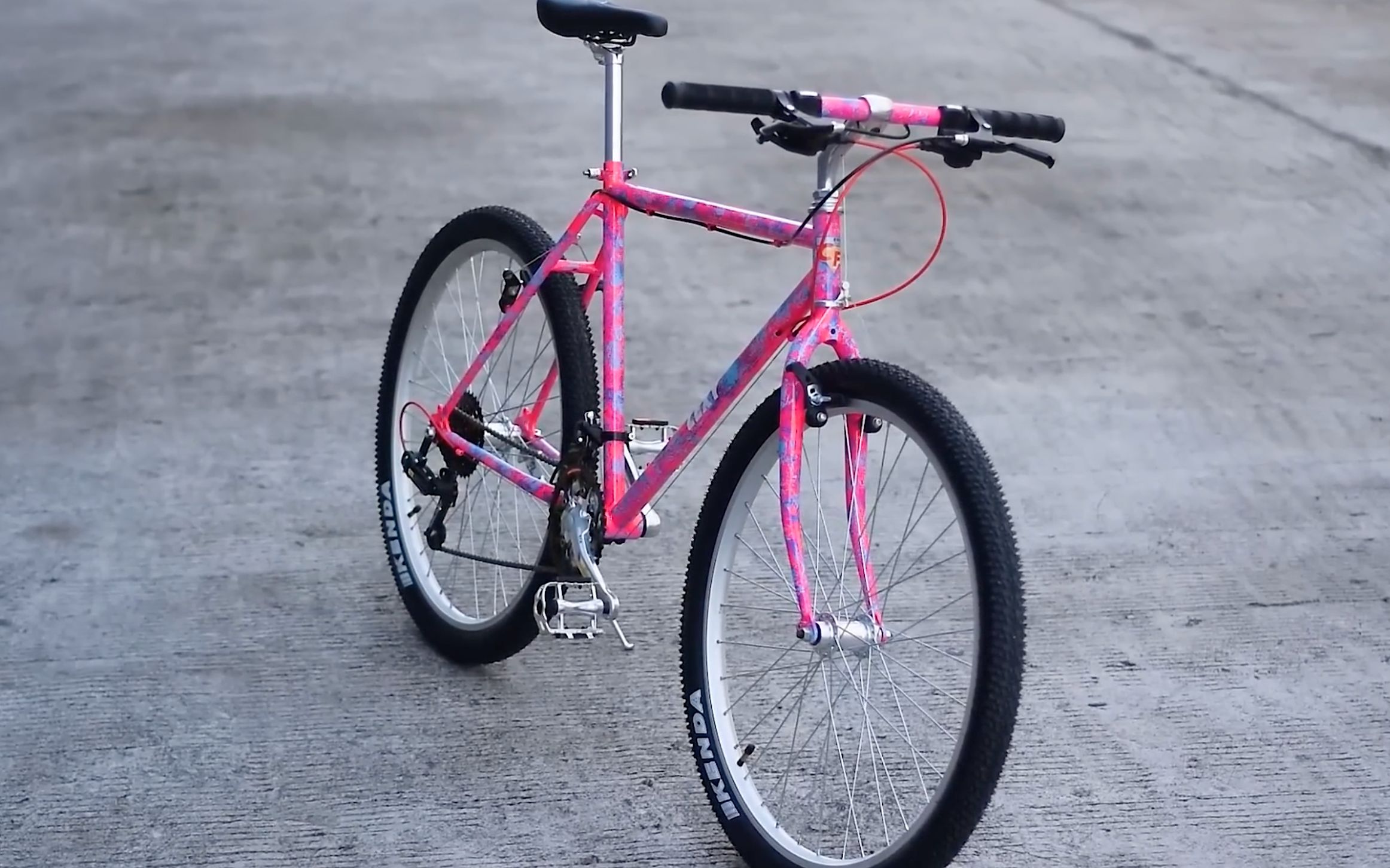 修复复古山地车与大理石定制油漆 restoration vintage mtb with marb