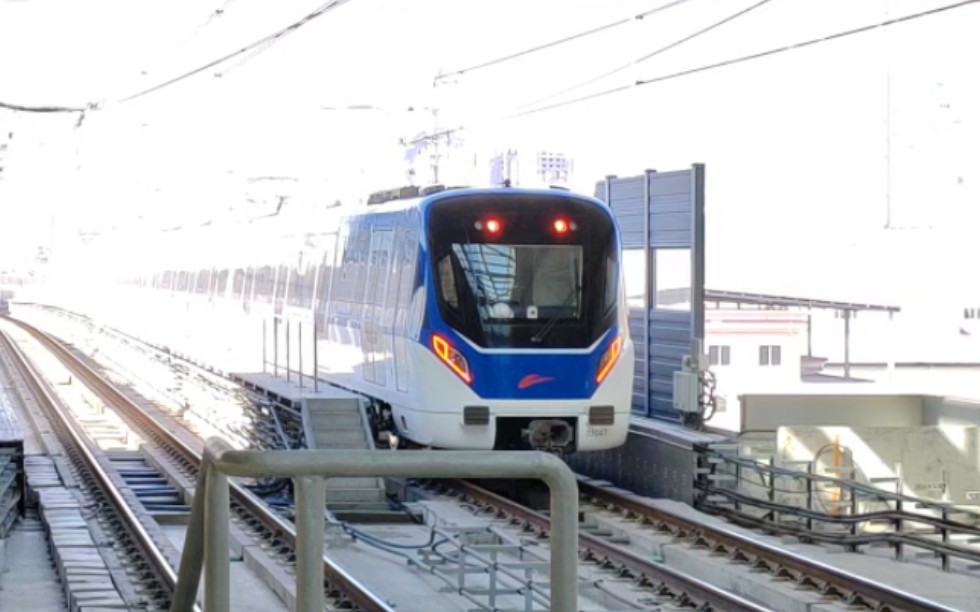 2023年12月7日,佛山地铁三号线sfm型电客车03x047-048顺德学院站