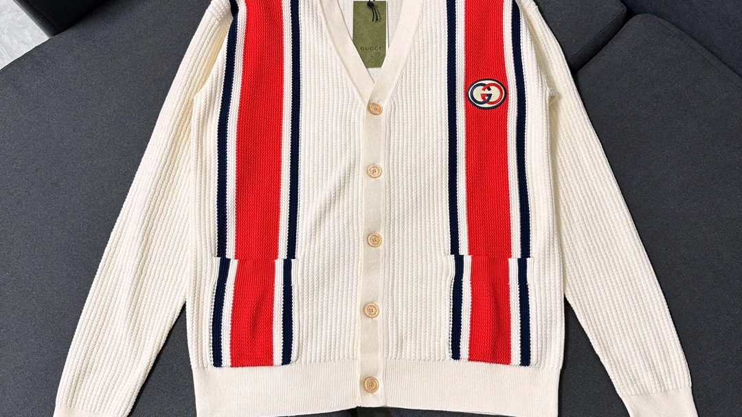 推荐下原单burberry巴宝莉羽绒服-顺丰包邮