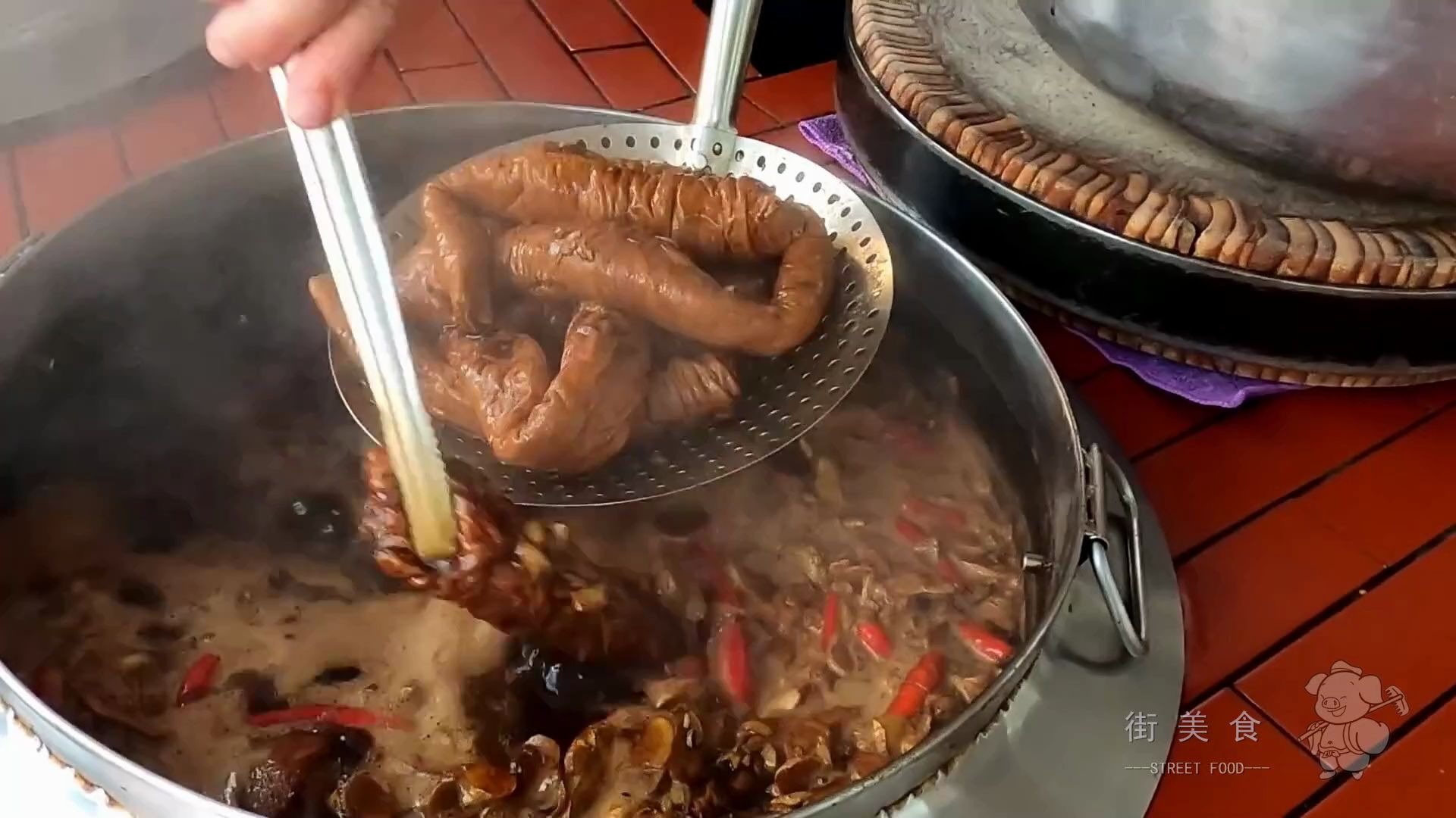 [图]1949年转进台湾的大陆老兵开牛肉面馆 浓浓家乡味 顾客盈门 至今已三代