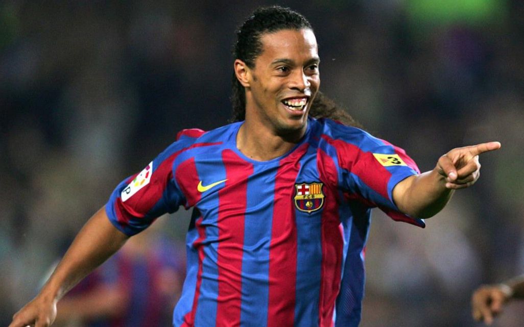 舞动传奇足球巨星小罗过人集锦【罗纳尔迪尼奥】【足球】【球技】