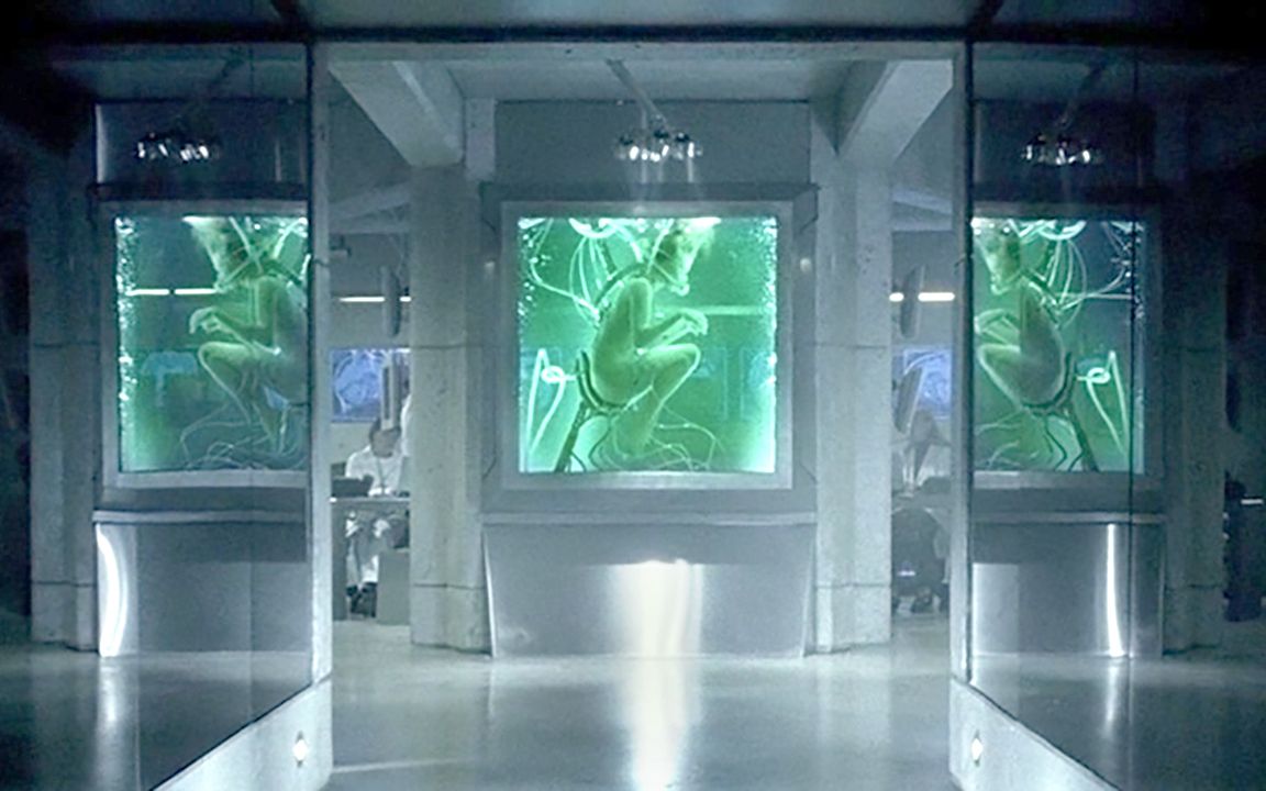 女子被注入致命病毒,却因此获得超能力,死后都能复活!速看科幻恐怖电