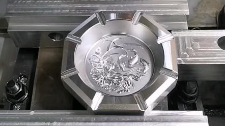 鲤鱼荷花烟灰缸机加工