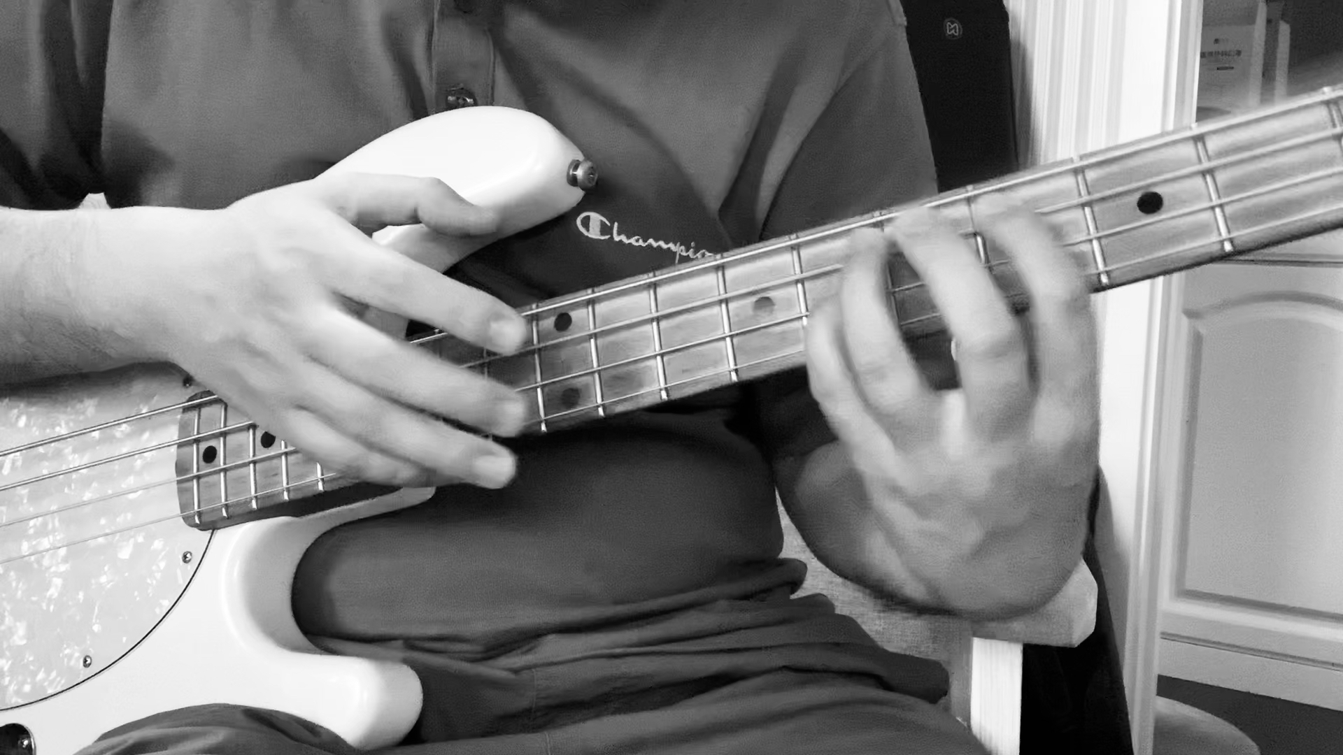 贝斯爬格子练习