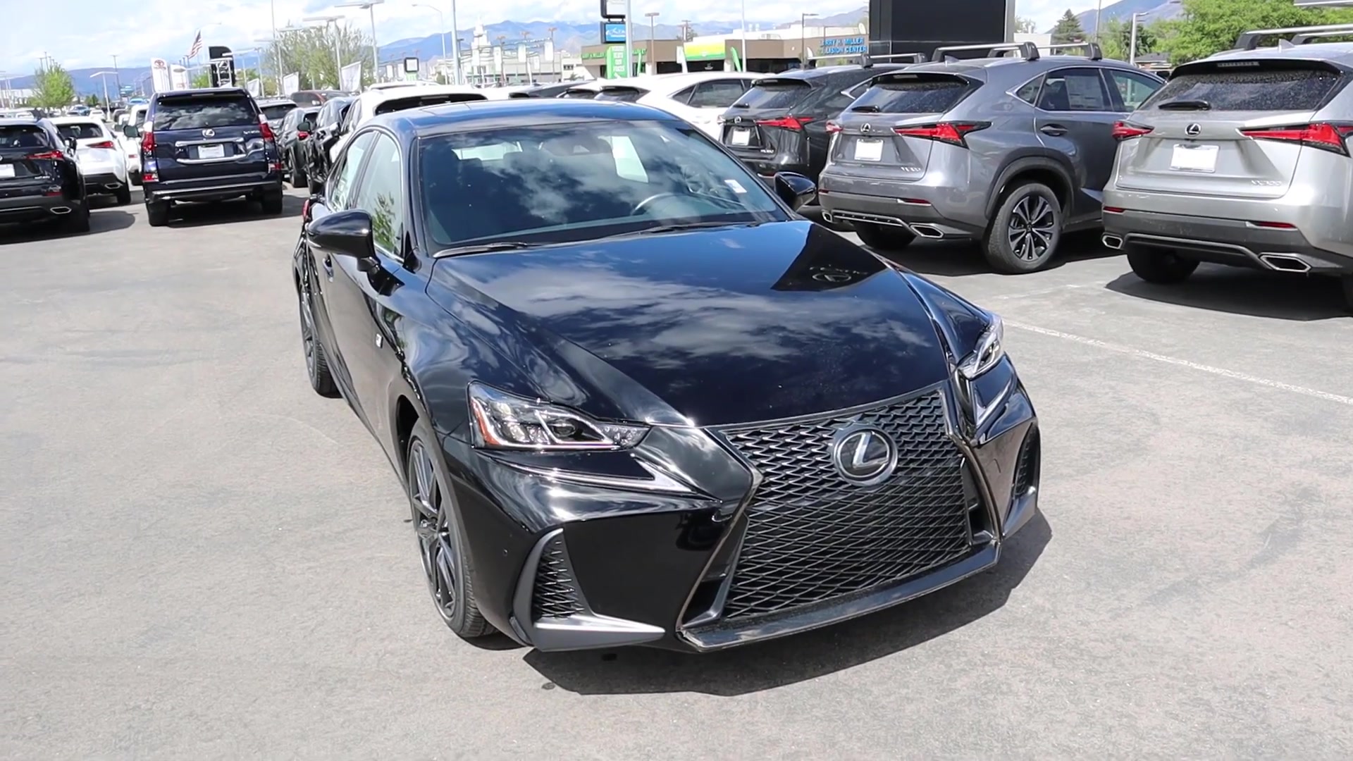 2020 雷克萨斯 is 300 f sport跑车 - is this the best car made by