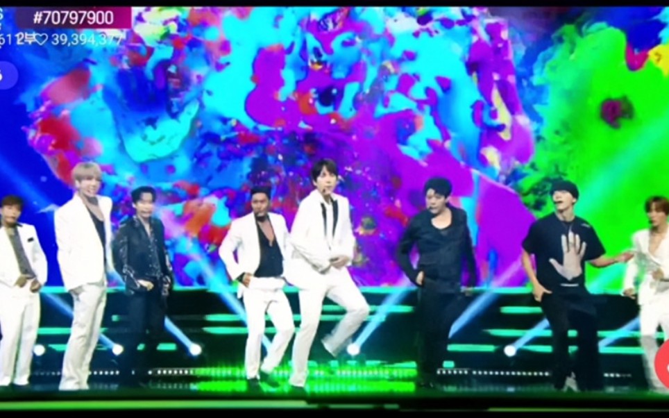 [图]【Super Junior】2YA2YAO+Super Clap+Devil live（world is one）