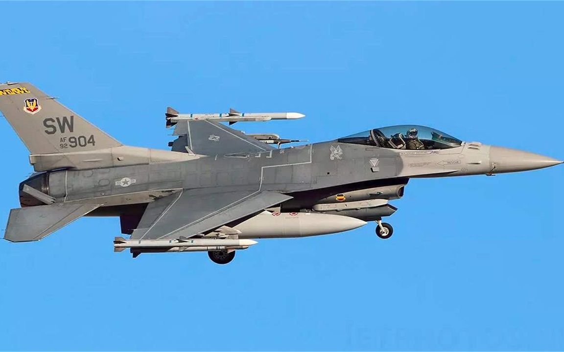 4架f16全副武装上门挑衅中国为何一点也不紧张