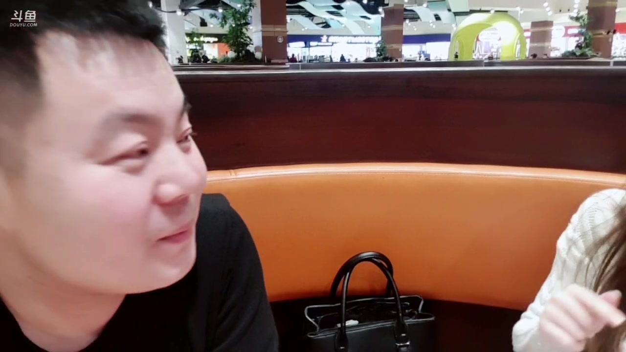俄罗斯教父直播录像乌克兰大莎集团宣布成立201901161738575947