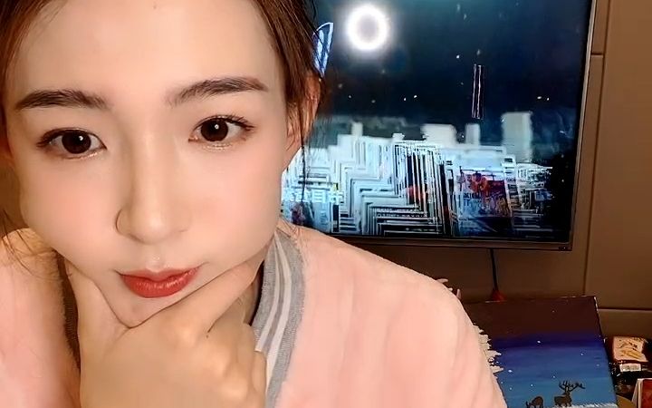 腾讯女主播《雪儿》直播②!