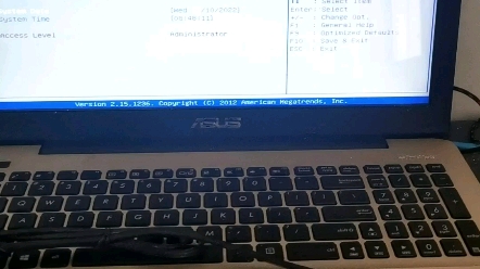 华硕笔记本开机后一直是bios选项,各种设置都没用,来个大神帮帮我吧哔哩哔哩bilibili