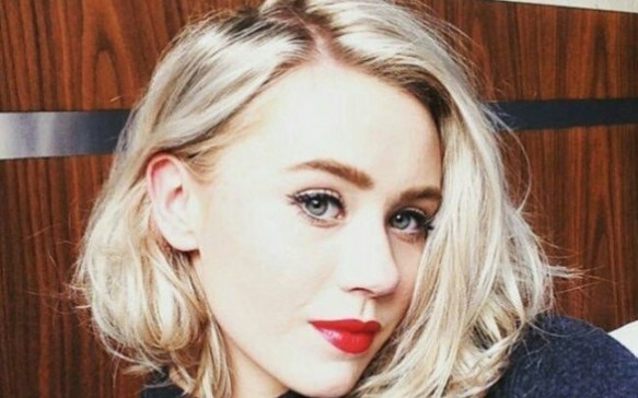 skamnoora口红部分剪辑三分优雅三分淘气四份绝美