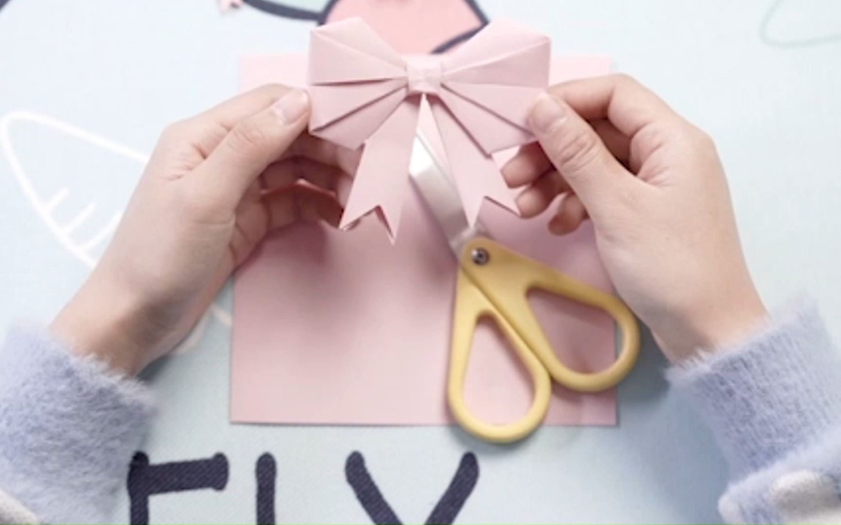 【九甲四班】卡纸 剪纸 折纸------困难教程---29蝴蝶结