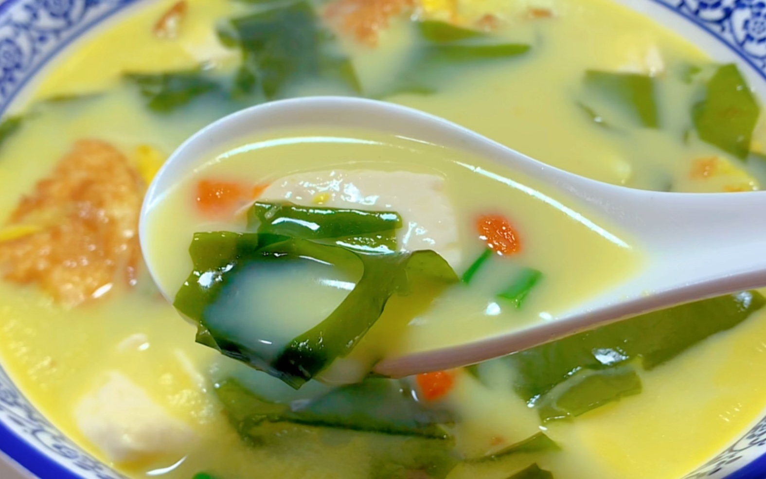 生鱼豆腐汤怎么做_生鱼豆腐汤的做法_豆果美食