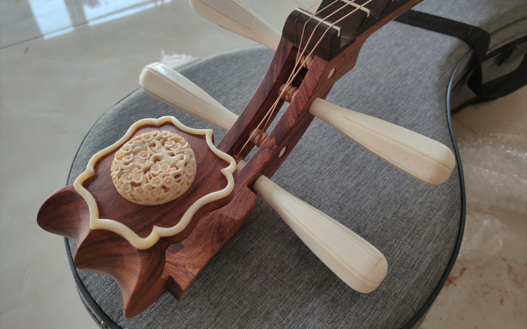 琵琶维修如意琴头鉴赏