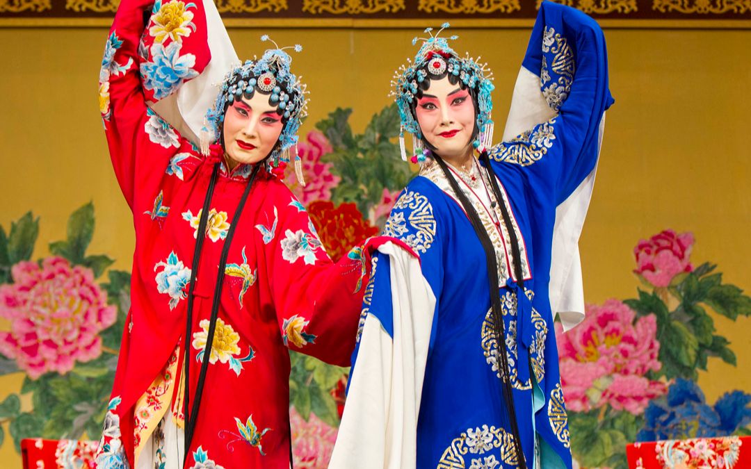 张火丁京剧《春闺梦》返场《锁麟囊》团圆,有字幕