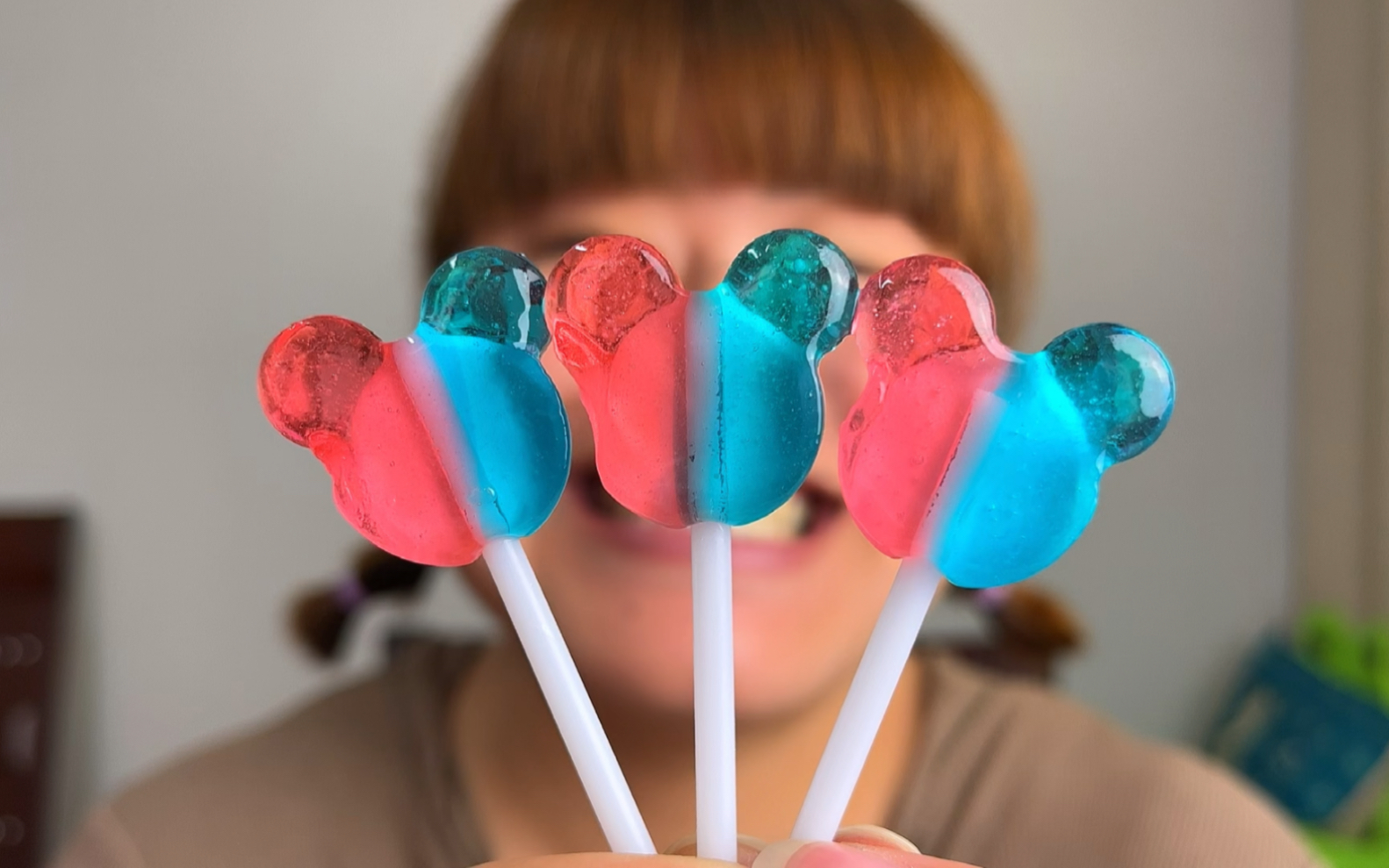 「爱乐甜」推出小熊爱吃糖系列新品：0糖棒棒糖-FoodTalks全球食品资讯