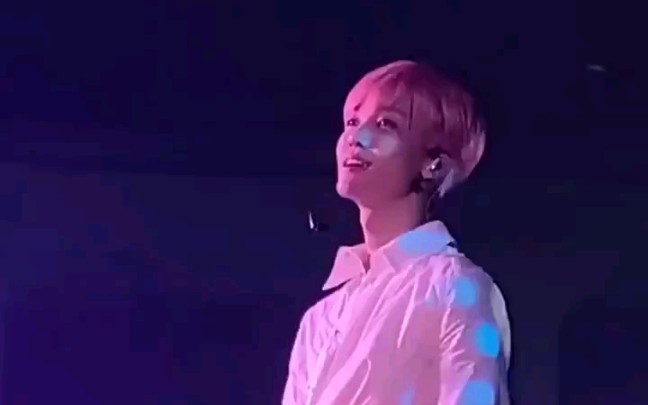 [图]191115 The Dream Show Day 1 NCT DREAM Candle Light 【主罗渽民】饭拍