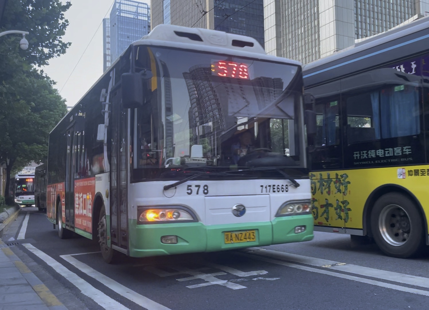 【武汉公交】578路扬子江气精进站随拍