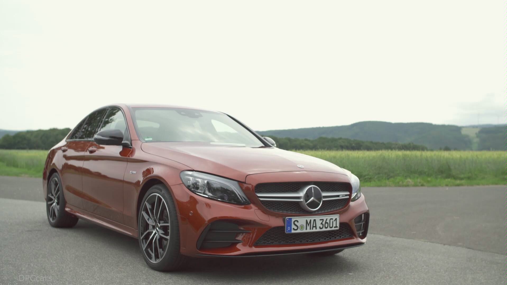 【新车速递】2019梅赛德斯奔驰amg c43四门轿车(390马力)全景展示