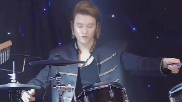 《热情的沙漠》架子鼓系列 @钟志煜(飘柔哥)