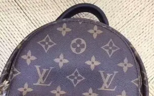 LV 双肩包奢侈品鉴定