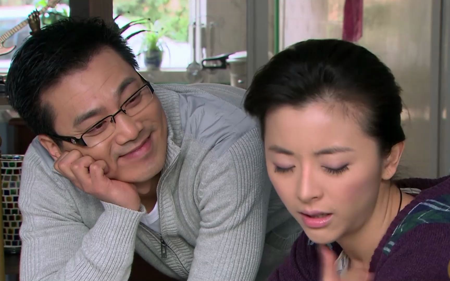 儿女冤家:大叔对大妈有好感,美女立马找大哥,有好戏看了