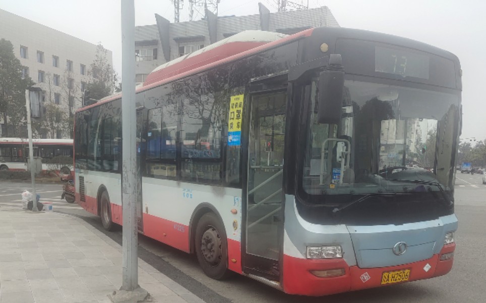 成都公交73路cdk6101电显方向错误