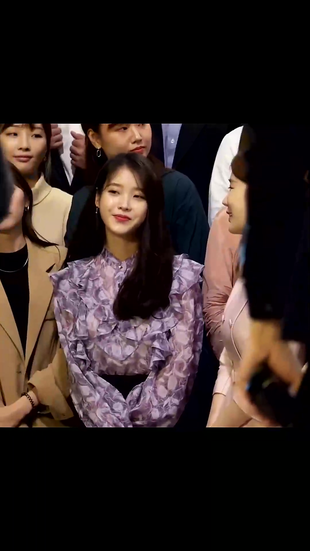 iu李知恩相差十一年的友情刘仁娜风的线索