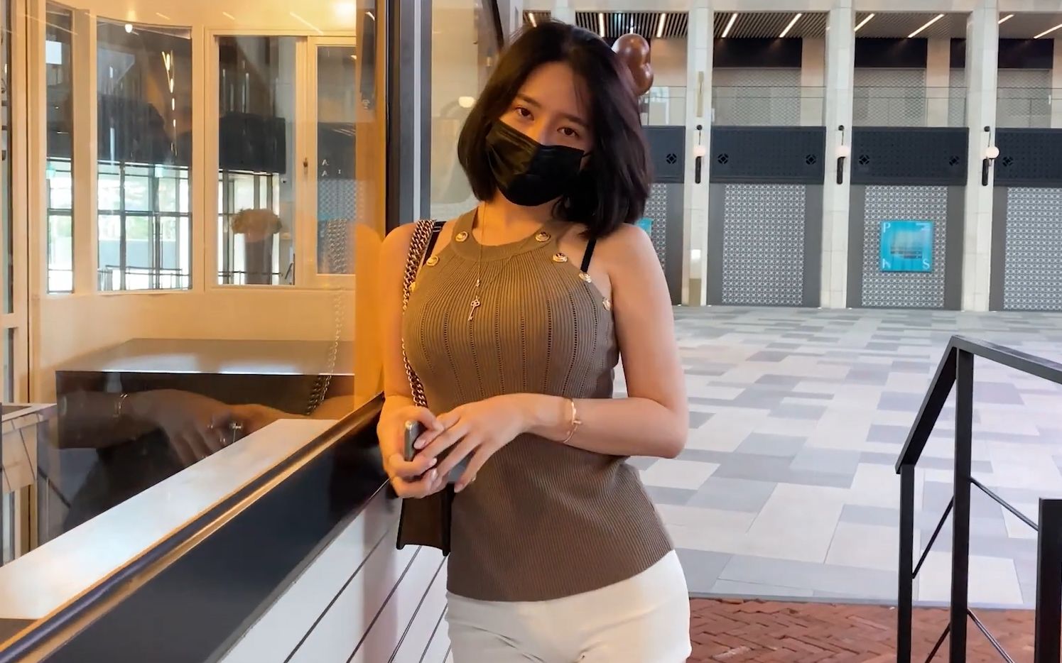 [中字] bitnara -娜娜 天堂酒店度假的vlog 230104 好久不见