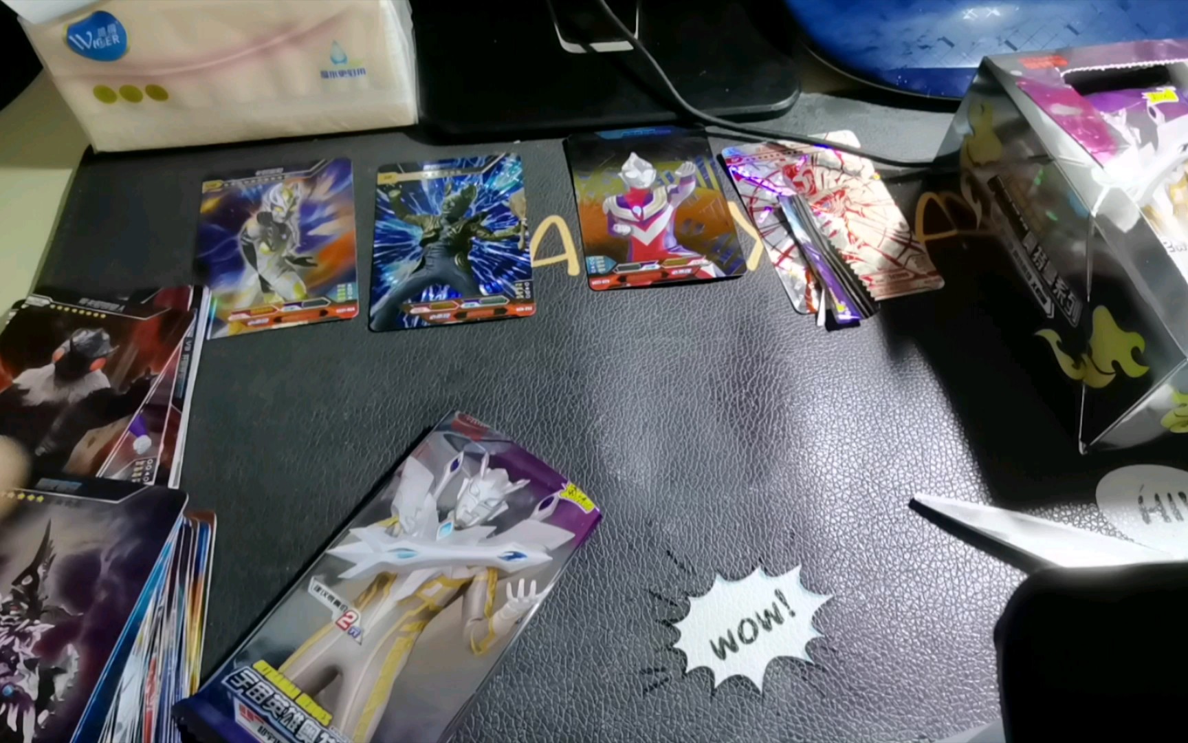 四年级学生的奥特曼卡片豪华版27代拆包,放松解压,快来看看吧!