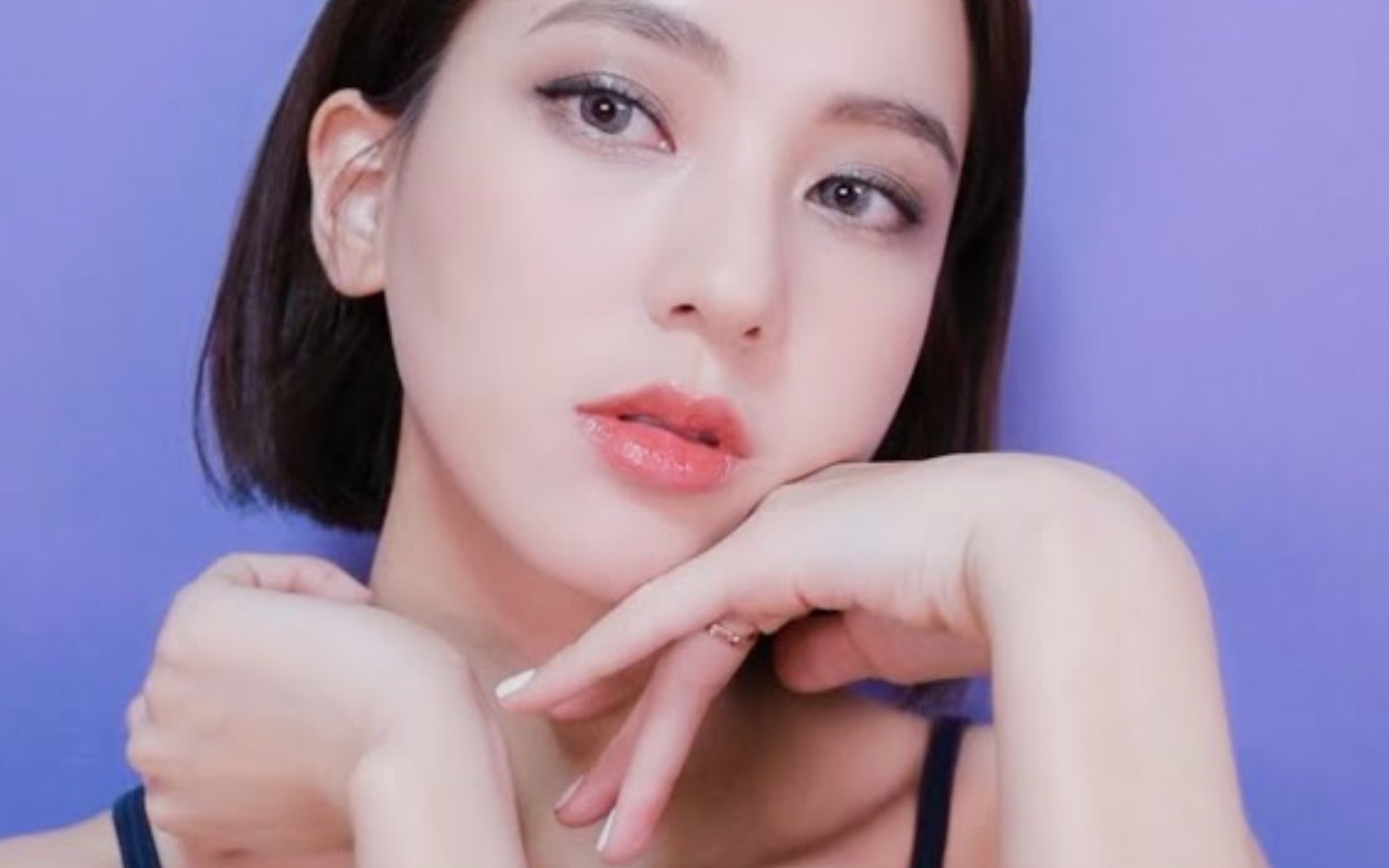 【韩国美妆】冷色调华丽妆容分享79chaeyoung