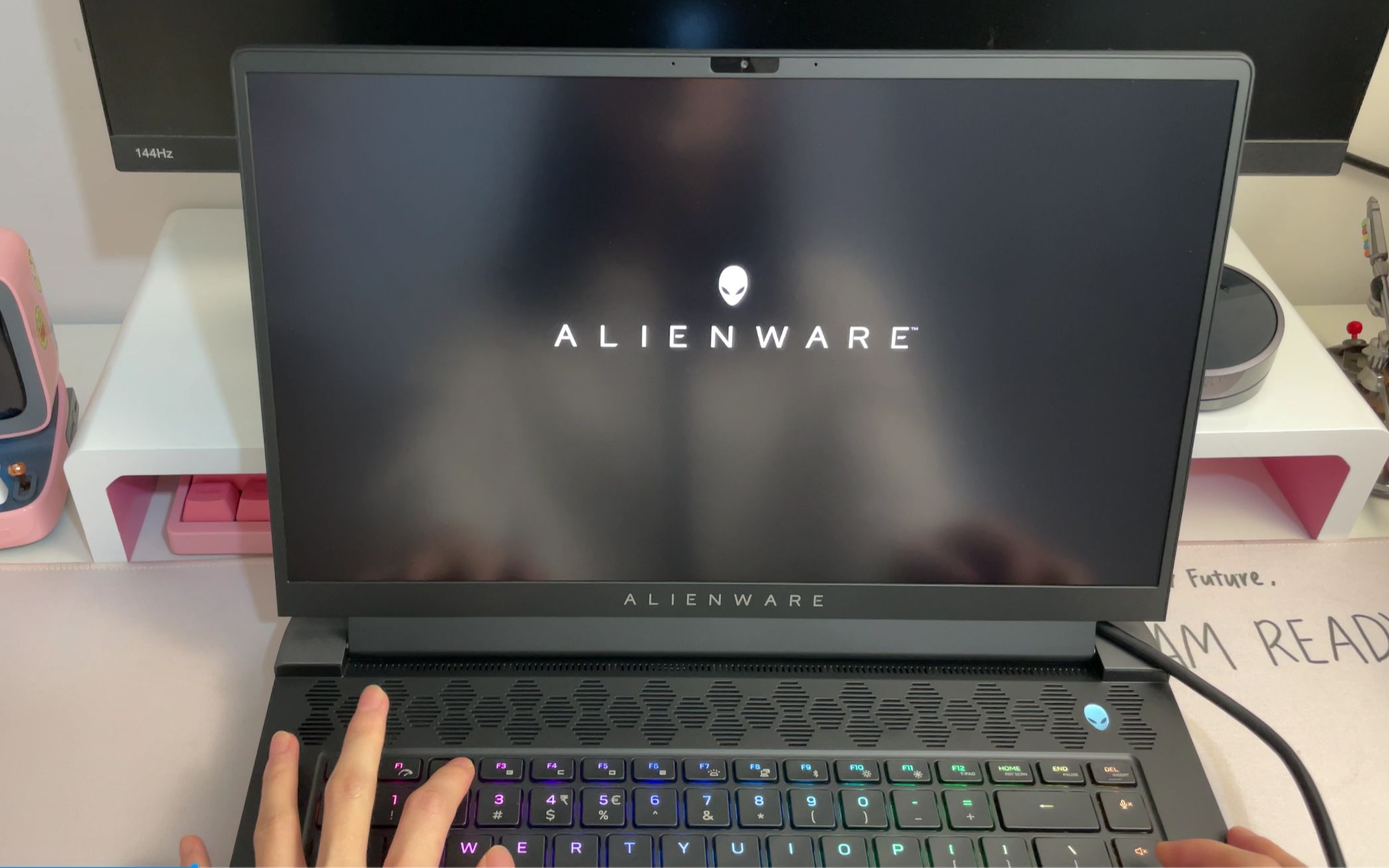 开箱灯大灯亮灯会闪外星人m15r6i711800hrtx306032g1t165hz游戏本