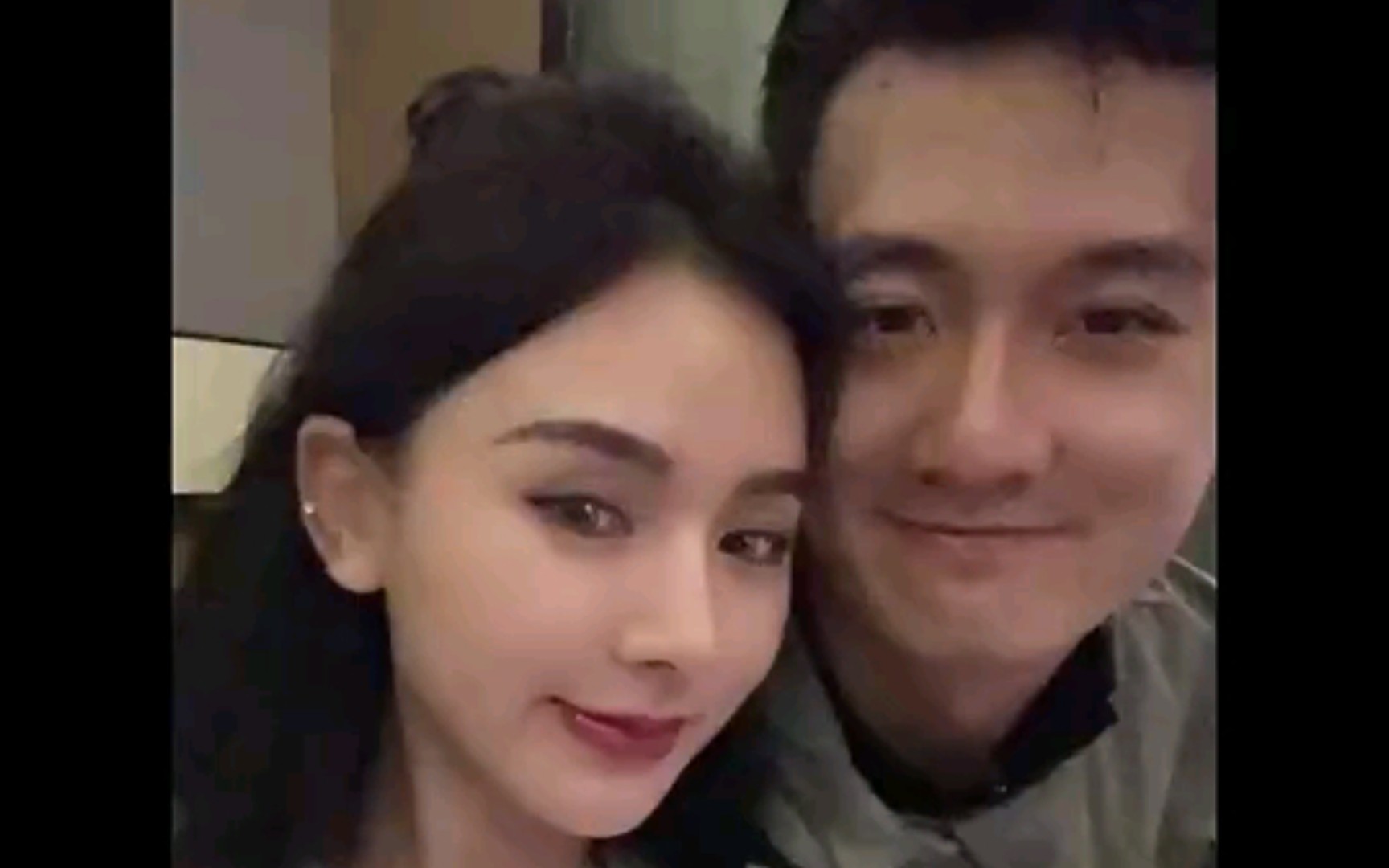 上海申花球员蒋圣龙与老婆亲嘴