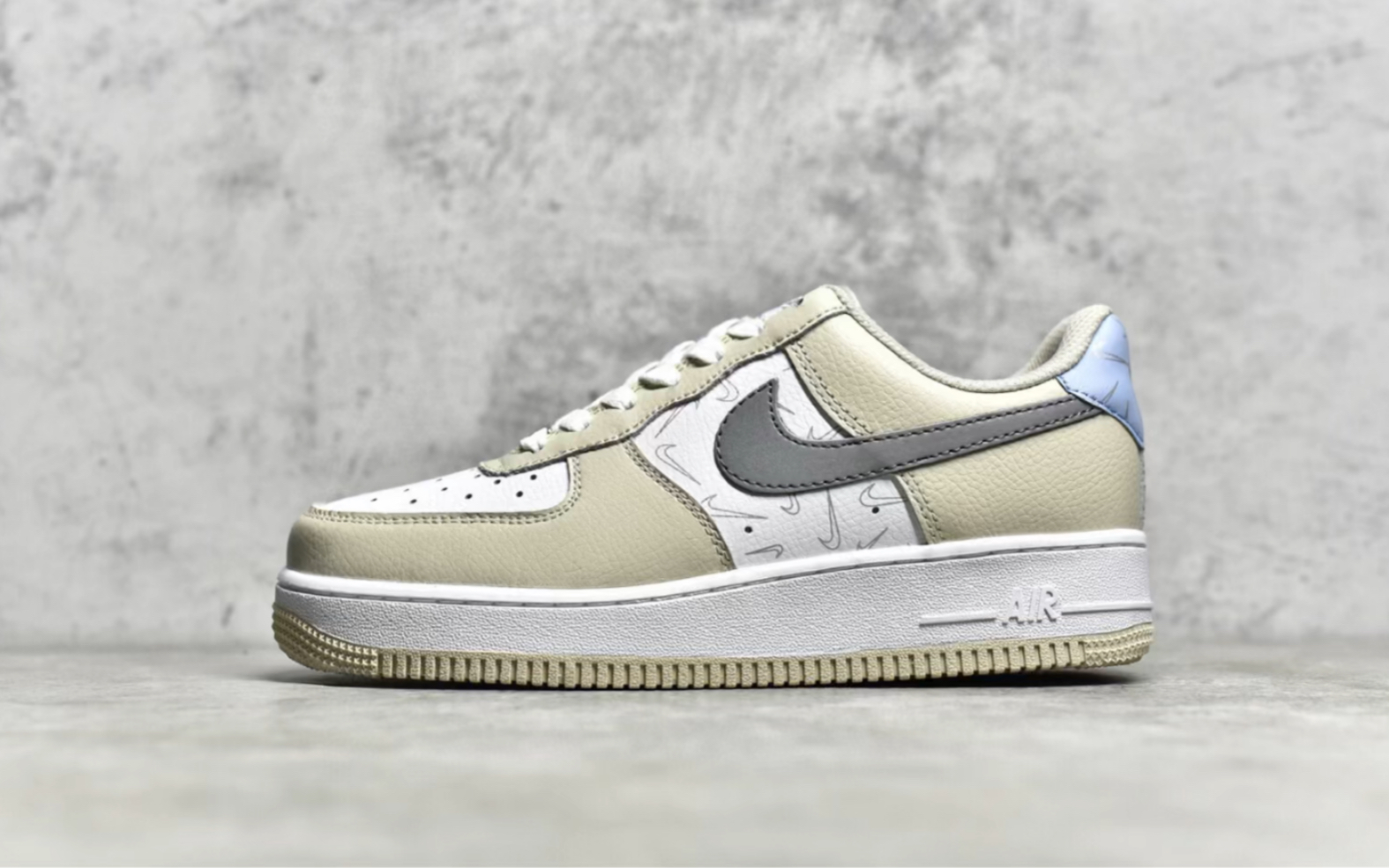耐克空军一号nikeairforce1lowreflectiveswooshes反光白灰低帮运动鞋