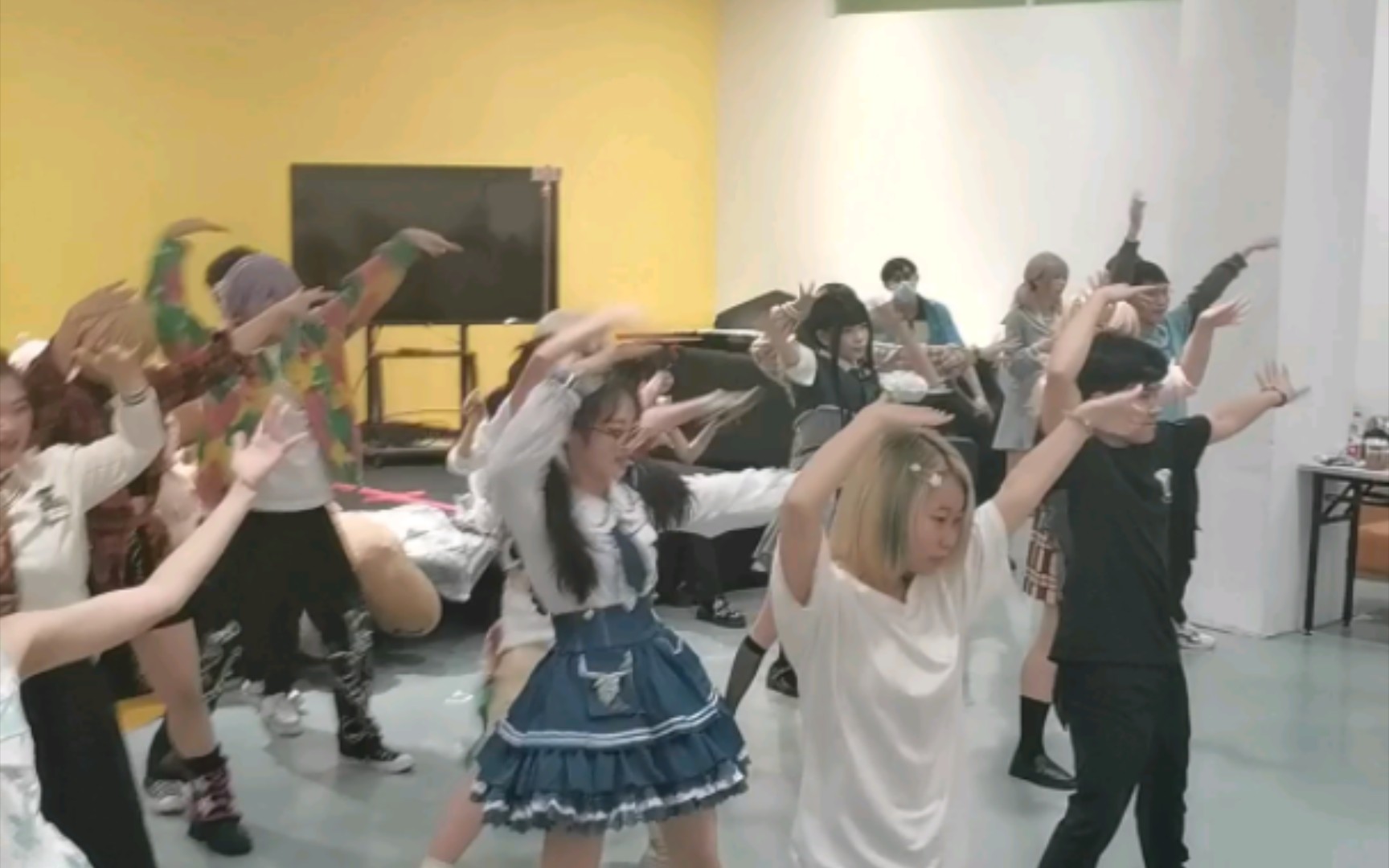 新宝岛 小西关随舞活动