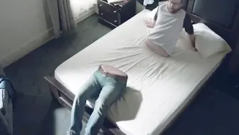 男子跟双腿兴趣不合 双腿就离家出走独自生活 最后还抢起了女友 离家出走的下半身 哔哩哔哩 Bilibili
