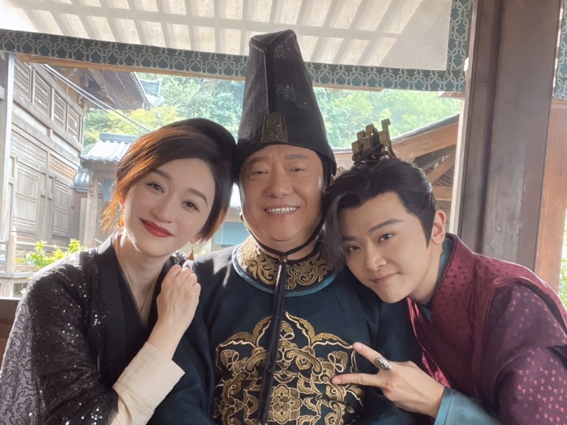 《庆余年》花絮,侯公公杀青快乐!