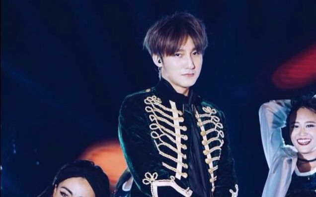 【山松(直播)】oppo f3(奇幻selfie音乐盛典)"ng0