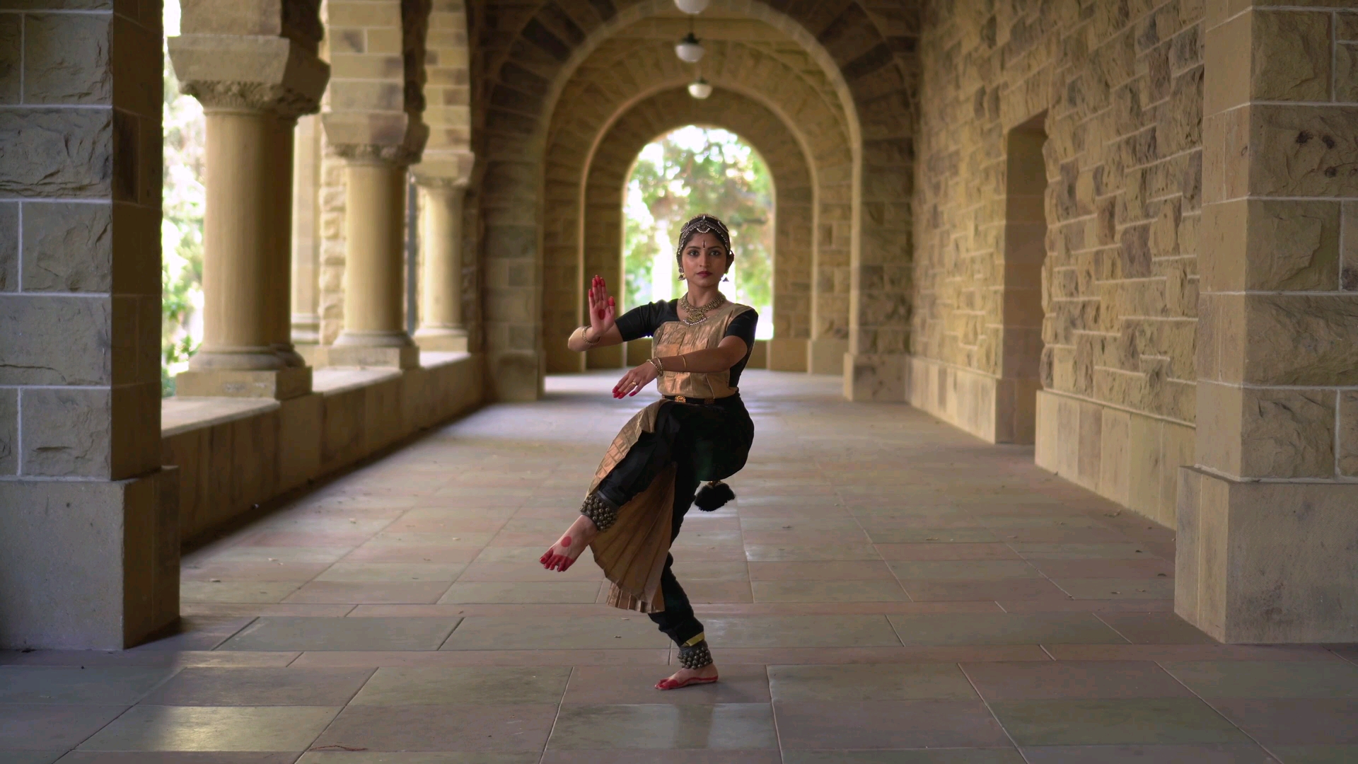 [图]Shiva Padam _ Bharatanatyam